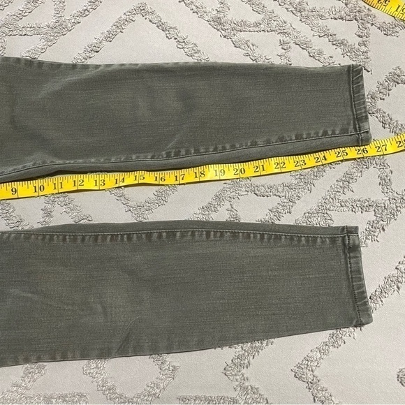 Altar’d State button fly high rise skinny jeans size 3/26 - Picture 6 of 10